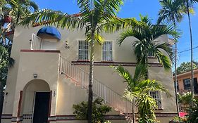 Beds & Sheets Little Havana
